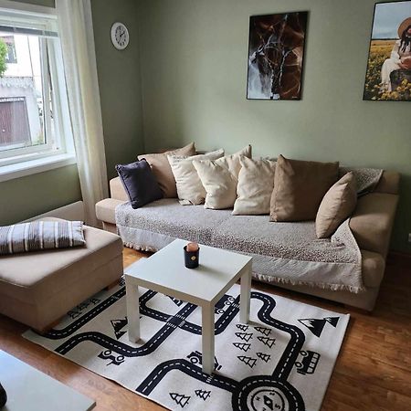 Sentralt Leilighet Alesund Luaran gambar